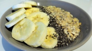 Porridge chia banane cacahuète